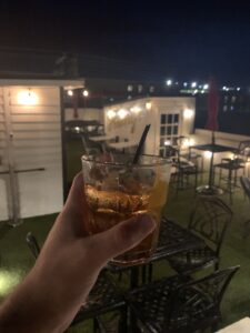 Henrys rooftop bar